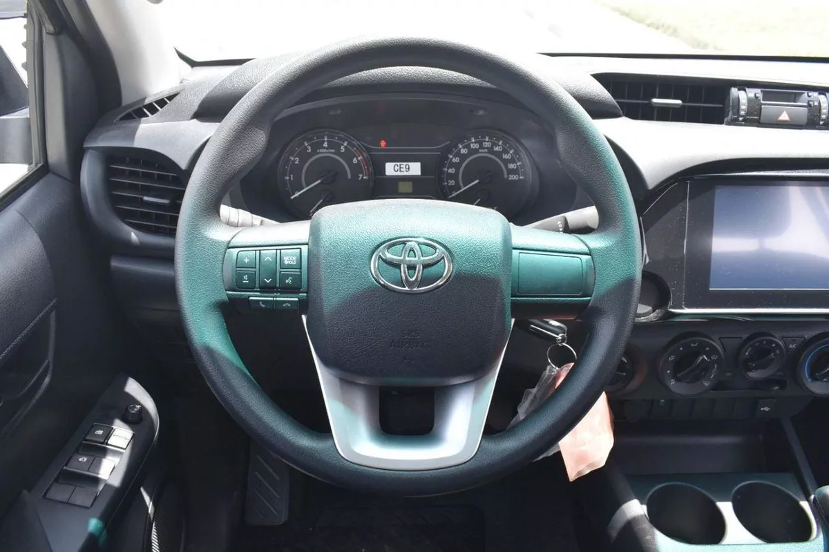 Toyota Hilux GL-11-0