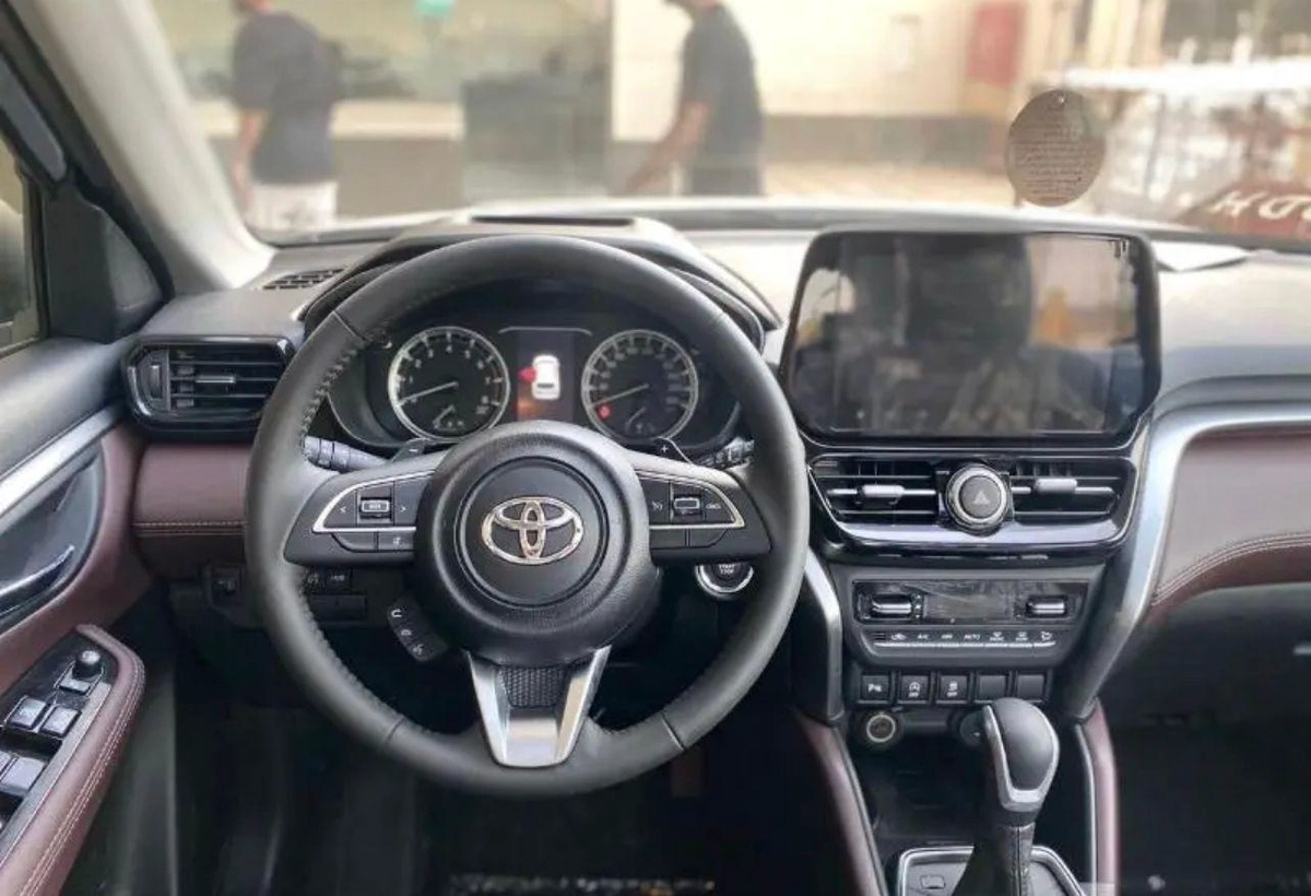 New 2026 Toyota Urban Cruiser-2-2