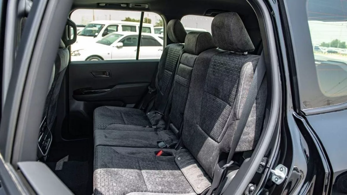 Toyota Land Cruiser GXR LAND CRUISER GXR 3.3L DIESEL-11-0