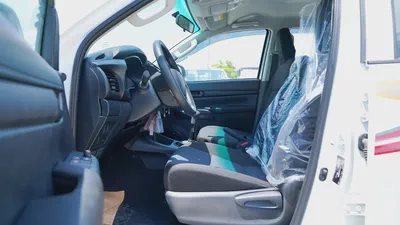 Toyota Hilux Double Cab GL 2026 GCC Specs-14