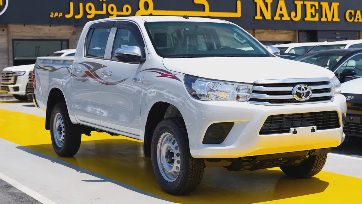 Toyota Hilux Double Cab GL 2026 GCC Specs-2-2