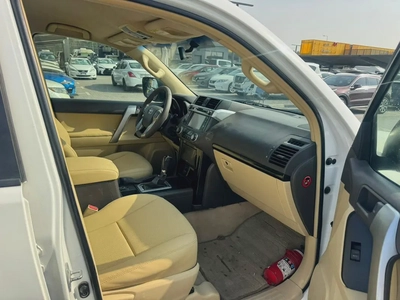 Toyota Prado 2014 white cooor GCc Caleb car-8