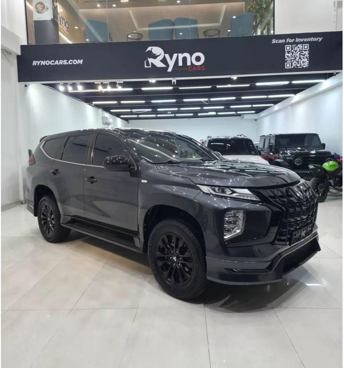 2022 Mitsubishi Montero Sport Signature Edition 3.0L V6 // EMI Starts from 1,350 AED