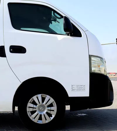 Nissan Urvan HIGH ROOF WIDE BODY 2.5 L | | GCC | Accident-Free | In Excellent Condition | 1428 P.M-15