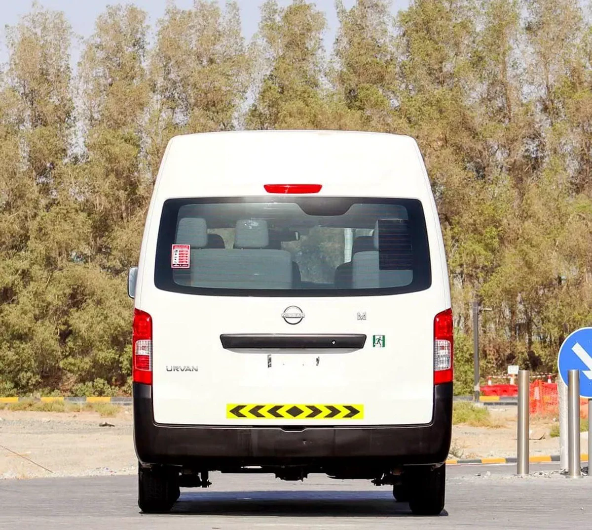Nissan Urvan HIGH ROOF WIDE BODY 2.5 L | | GCC | Accident-Free | In Excellent Condition | 1428 P.M-4-0