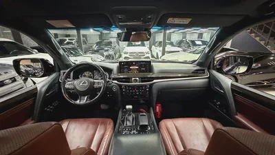 Lexus LX570 Platinum | Original Paint | Agency Service History | 1 Owner-11