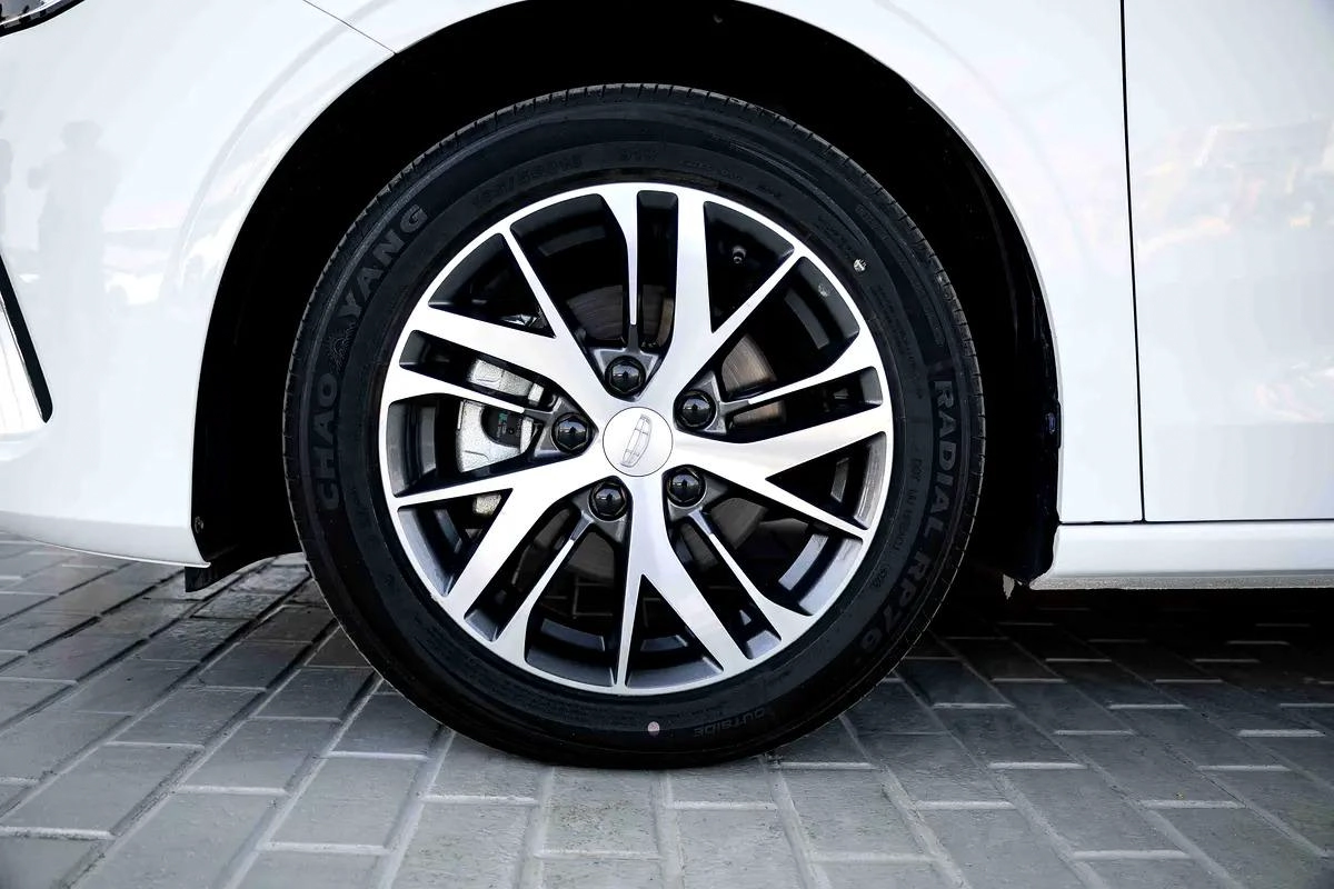 AED 640 Monthly l Geely Emgrand GS 1.5L l GCC l Zero Down Payment l 1 Year Warranty-10-10