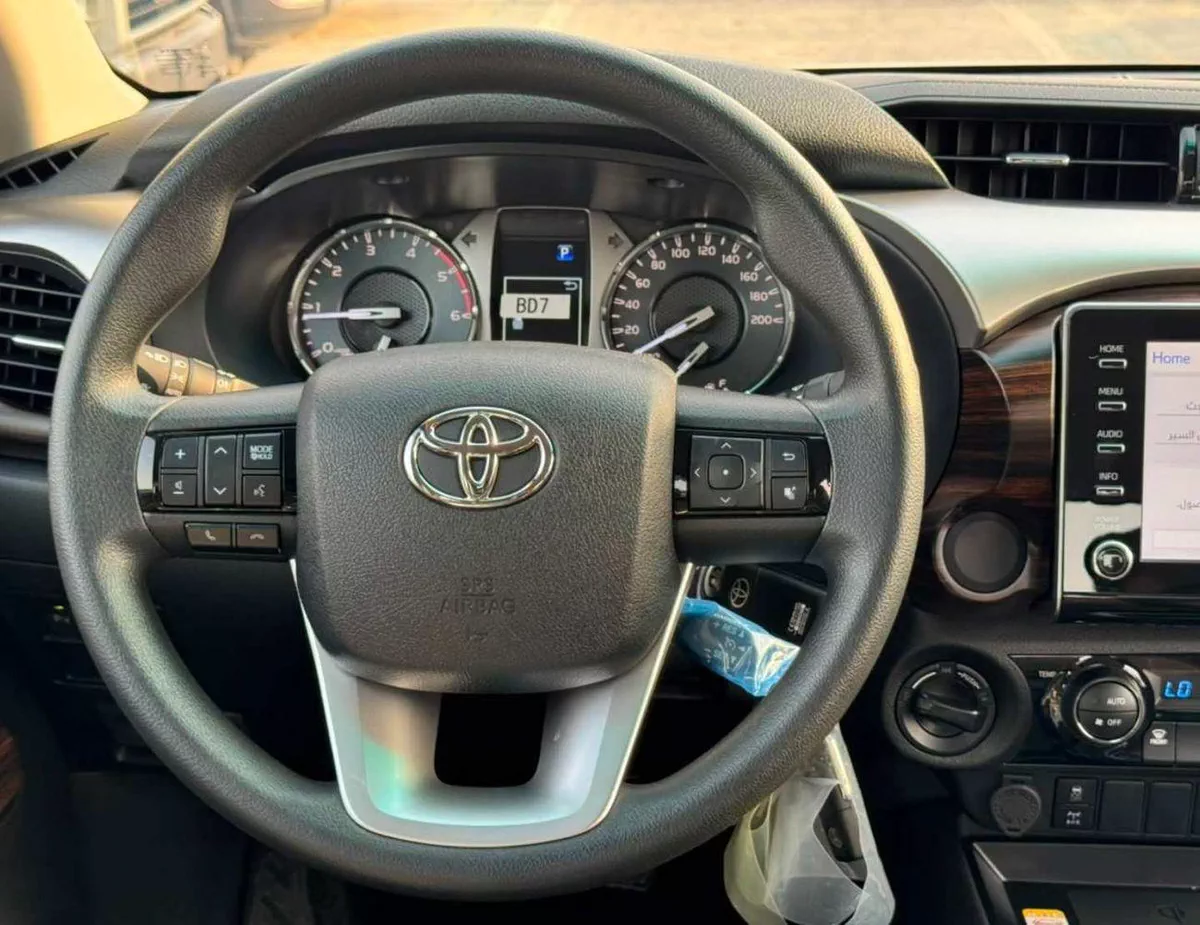 Toyota Hilux SR5 DOUBLE CABIN || 2.8L V4 DIESEL || BLIND SPOT |  (CODE # HDAH1)-17-0