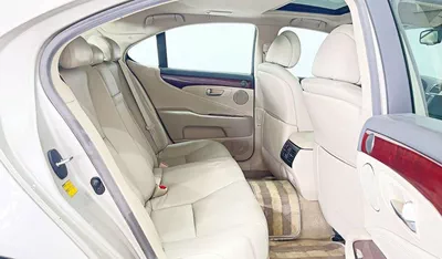 Lexus LS460 LWB 5ST V8 4.6L-8CYL FULL OPTION-EXCELLENT CONDITION-ACCIDENT FREE-7