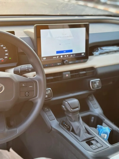 Toyota Rav 4 LE 2.5L HYBRID FWD 2026 GCC Specs-12