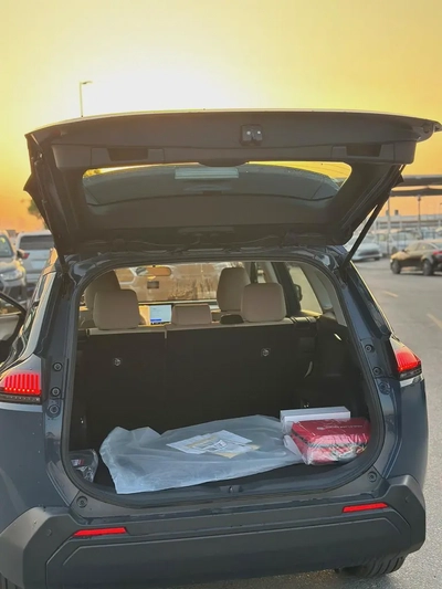 Toyota Rav 4 LE 2.5L HYBRID FWD 2026 GCC Specs-13