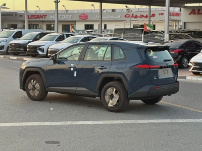 Toyota Rav 4 LE 2.5L HYBRID FWD 2026 GCC Specs-6