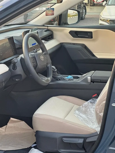 Toyota Rav 4 LE 2.5L HYBRID FWD 2026 GCC Specs-7