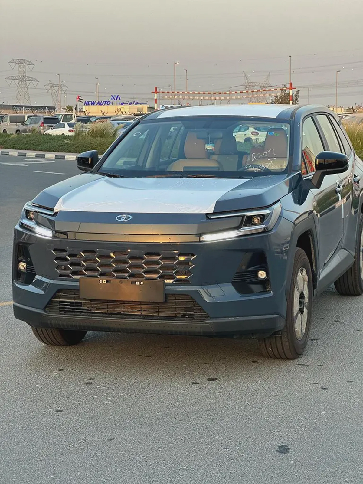 Toyota Rav 4 LE 2.5L HYBRID FWD 2026 GCC Specs