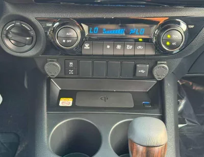 Toyota Hilux SR5 DOUBLE CABIN || 2.8L V4 DIESEL || BLIND SPOT |  (CODE # HDAH1)-15