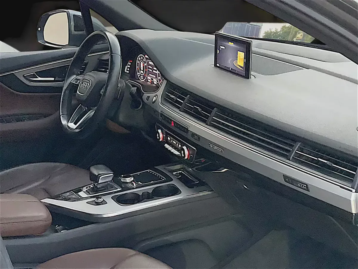 AED 1,908 P.M | Audi Q7 45 TFSI Quattro 2016 | GCC Specs | Well Maintained-14-14