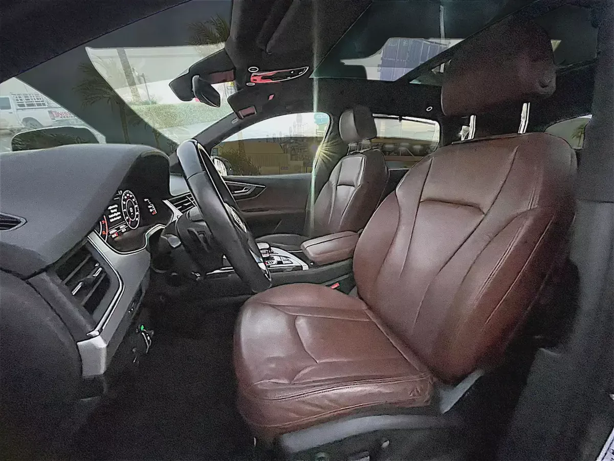 AED 1,908 P.M | Audi Q7 45 TFSI Quattro 2016 | GCC Specs | Well Maintained-15-15