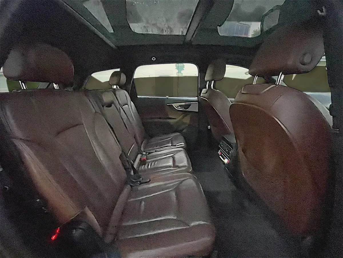 AED 1,908 P.M | Audi Q7 45 TFSI Quattro 2016 | GCC Specs | Well Maintained-17-17