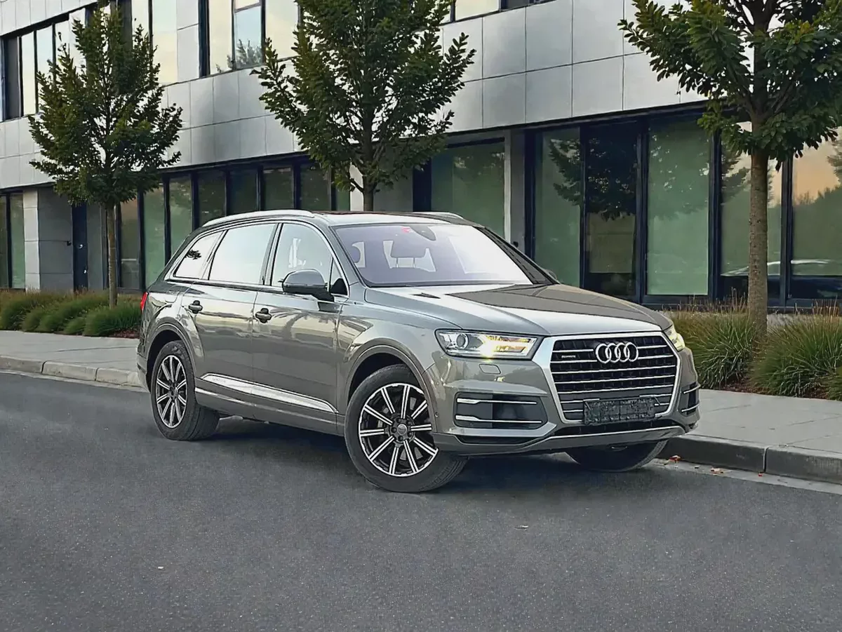 AED 1,908 P.M | Audi Q7 45 TFSI Quattro 2016 | GCC Specs | Well Maintained-1-1