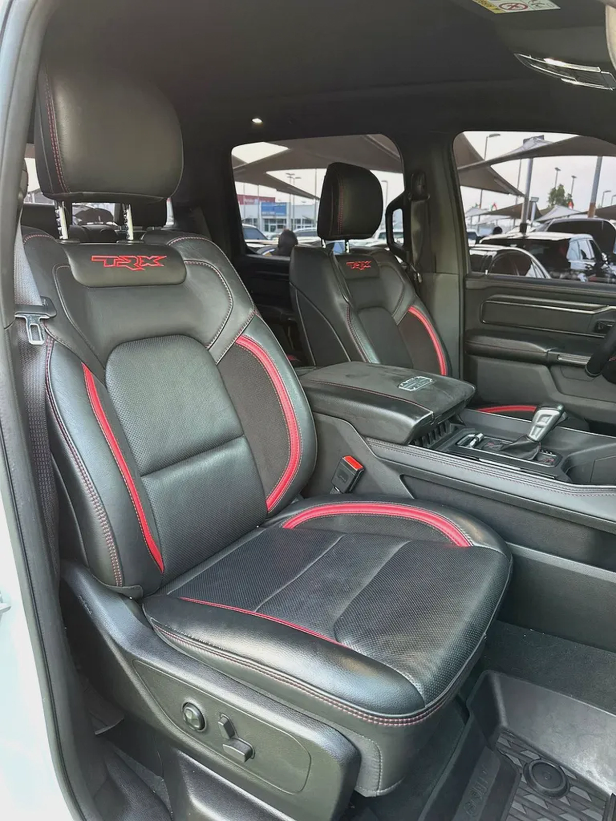 DODGE RAM TRX 6.2 L supercharged GCC 2022Service History ( )Original Paint Zero Acc-11-11