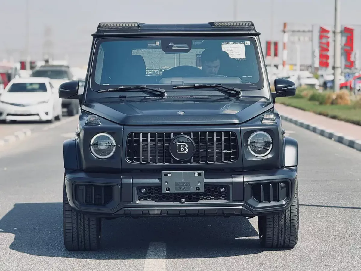 BENZ G63 | ///AMG | BRABUS BODY KIT | NIGHT PACKAGE | 2025 | ONLY : 13,377 KM | JP IMPORT | CLEAN-3-3