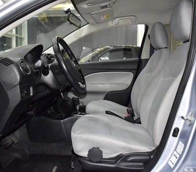Mitsubishi Attrage ( 2021 Model ) in Silver Color GCC Specs-2