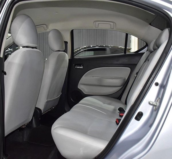Mitsubishi Attrage ( 2021 Model ) in Silver Color GCC Specs