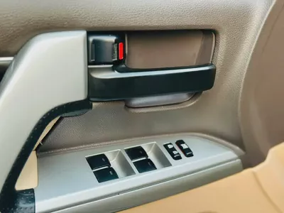 Toyota Land Cruiser GXR 2014 | GCC Specs | Well Maintained-9