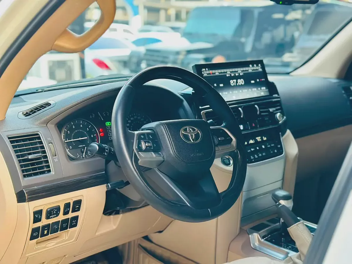Toyota Land Cruiser GXR 2014 | GCC Specs | Well Maintained-17-17