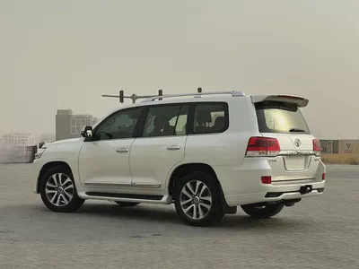2016 Toyota Land Cruiser VXR | V8 5.7L | GCC Specs | White / Brown Leather | AED 145,000-1