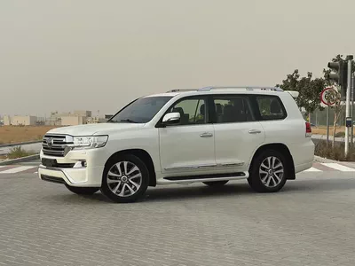 2016 Toyota Land Cruiser VXR | V8 5.7L | GCC Specs | White / Brown Leather | AED 145,000-4