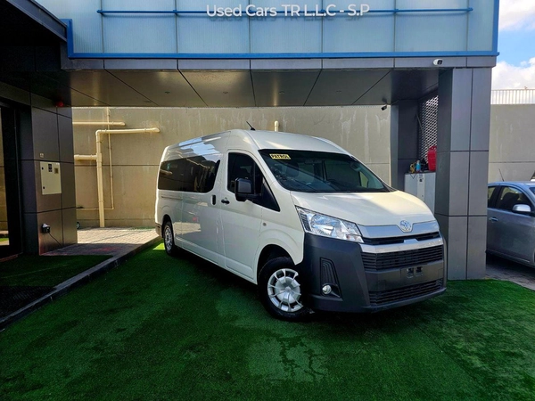 Toyota Hiace AUTOMATIC PATROL/ 3.5 V6/ 13 SEATS / LOW MILEAGE/ PASSENGER