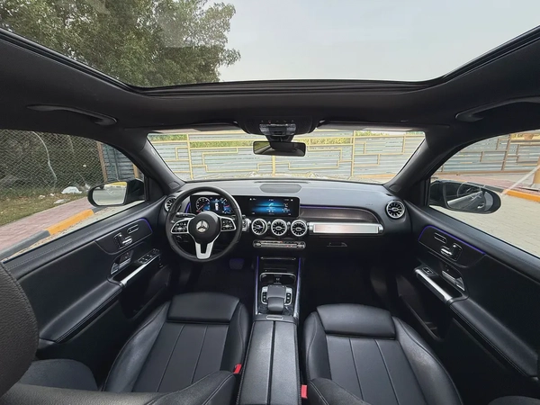 Mercedes-Benz GLB 250 4MATIC 2020, American Specs