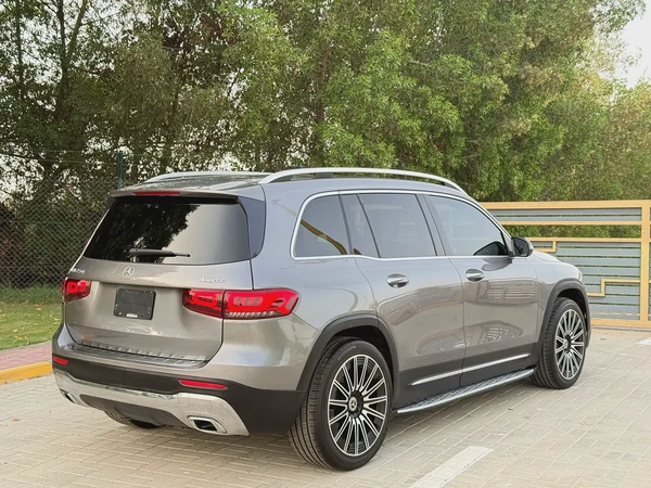 Mercedes-Benz GLB 250 4MATIC 2020, American Specs