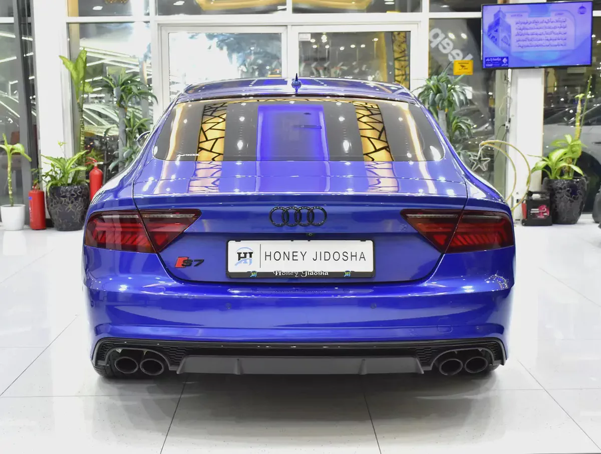 EXCELLENT DEAL for our Audi S7 Quattro TFSi ( 2016 Model ) in Blue Color GCC Specs-4-4