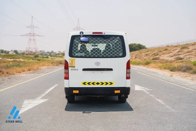 2022 Toyota Hiace GL 2.7L Petrol Manual Transmission-6