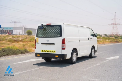 2022 Toyota Hiace GL 2.7L Petrol Manual Transmission-7