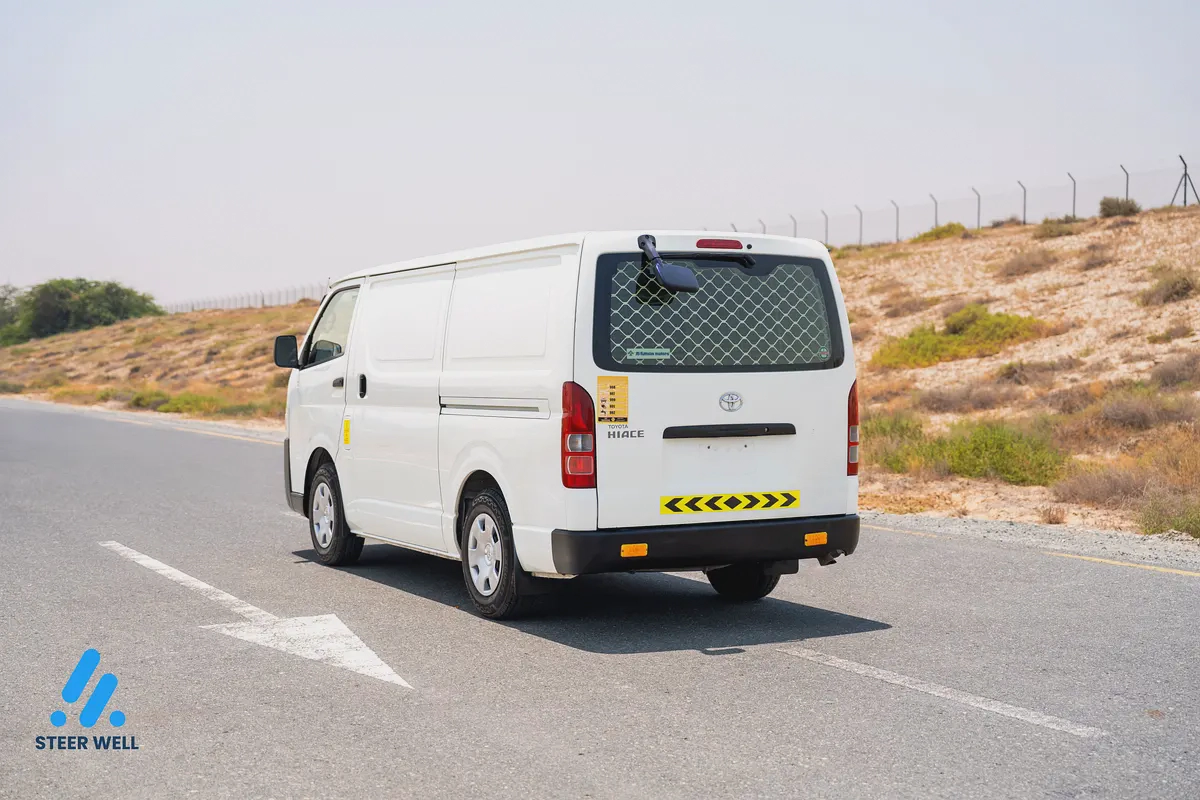 2022 Toyota Hiace GL 2.7L Petrol Manual Transmission-5-5