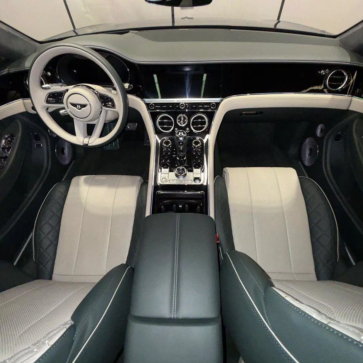 Bentley Continental GT W12 Bentley Continental GT 2021 GCC specs-10-0