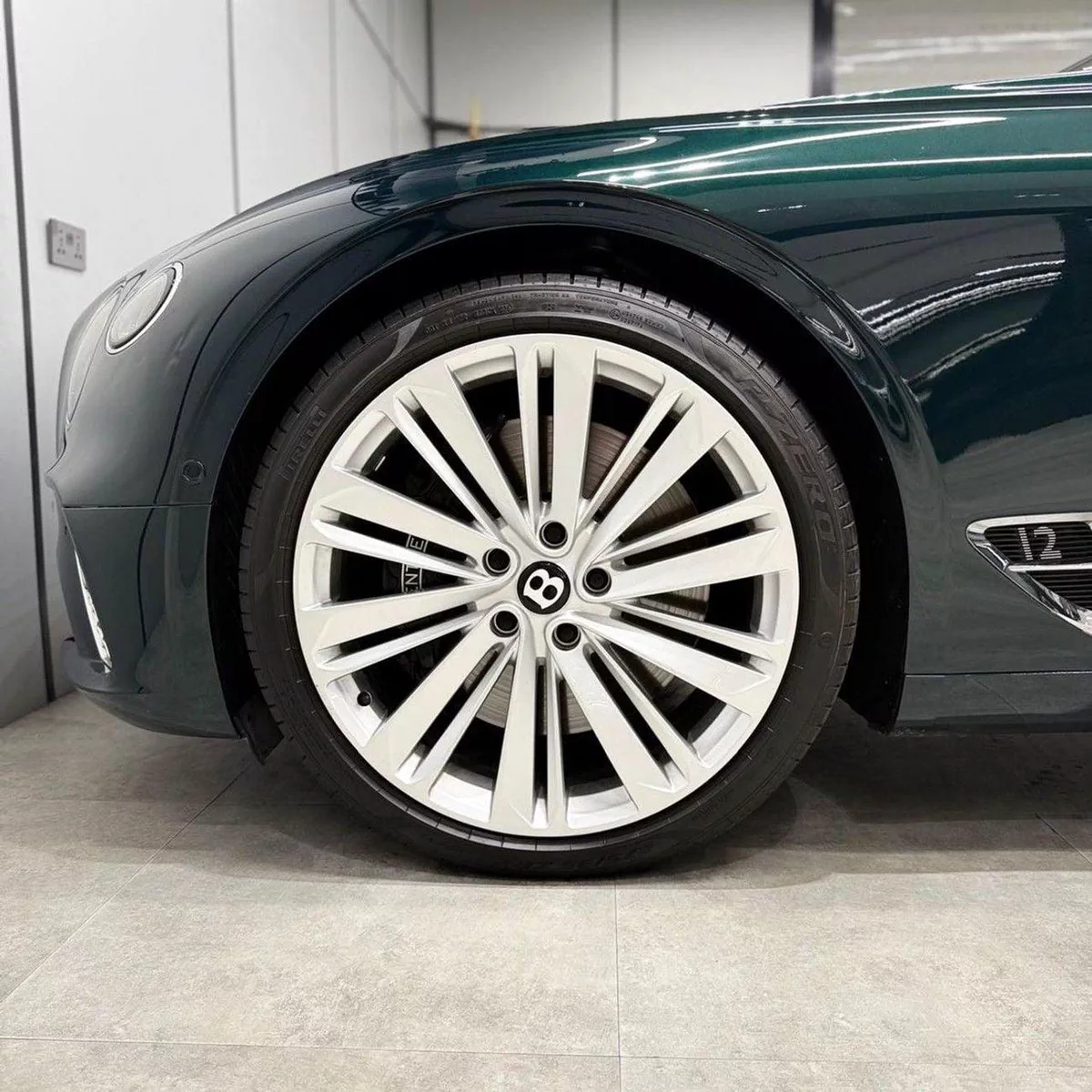 Bentley Continental GT W12 Bentley Continental GT 2021 GCC specs-21-0