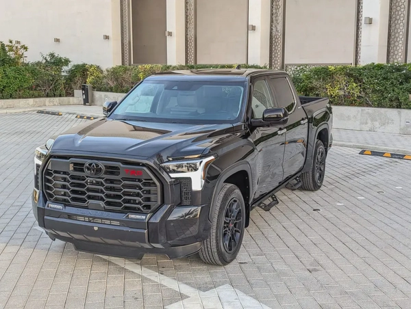 2022 Toyota Tundra Crewmax Limited - American Specs - GCC Ready!