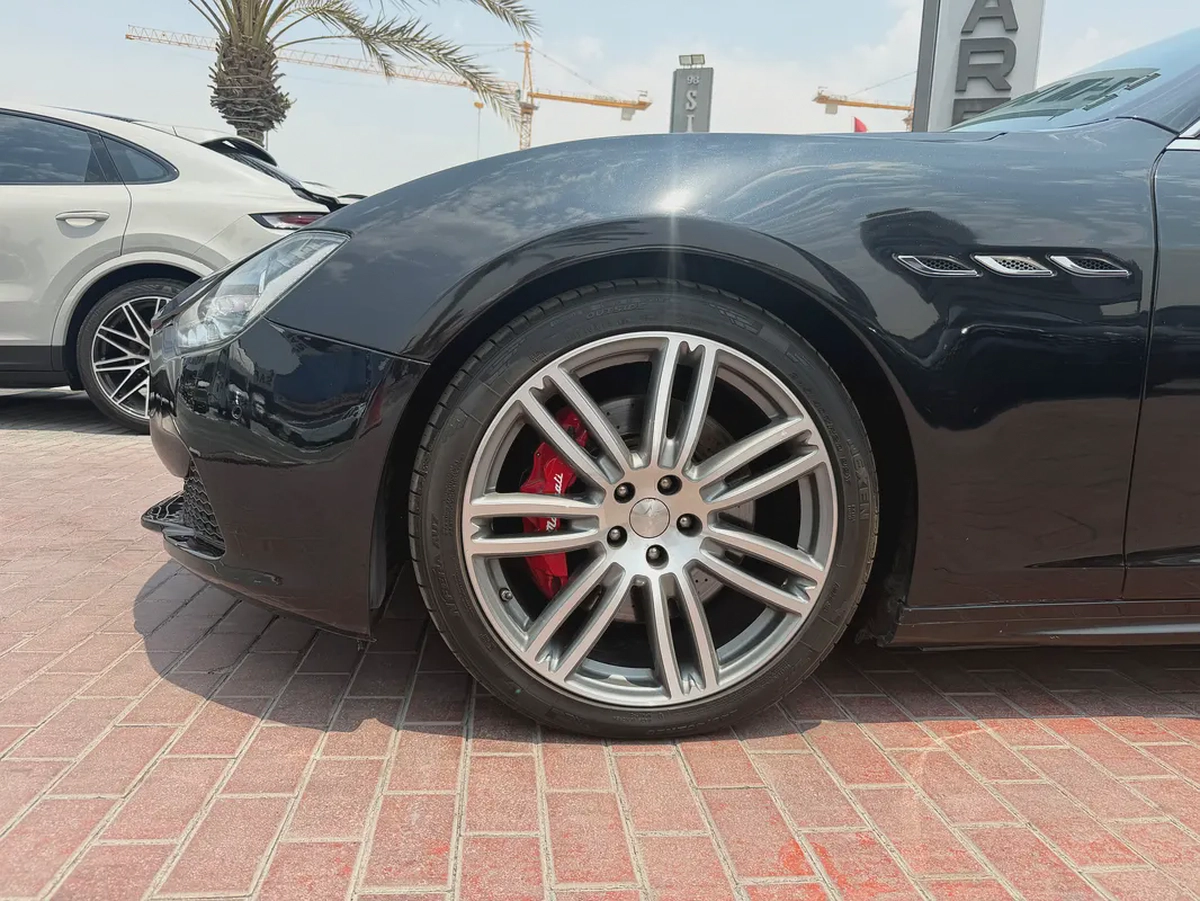 Maserati Ghibli S Q4 2015 | GCC Specs | Well Maintained-10-10