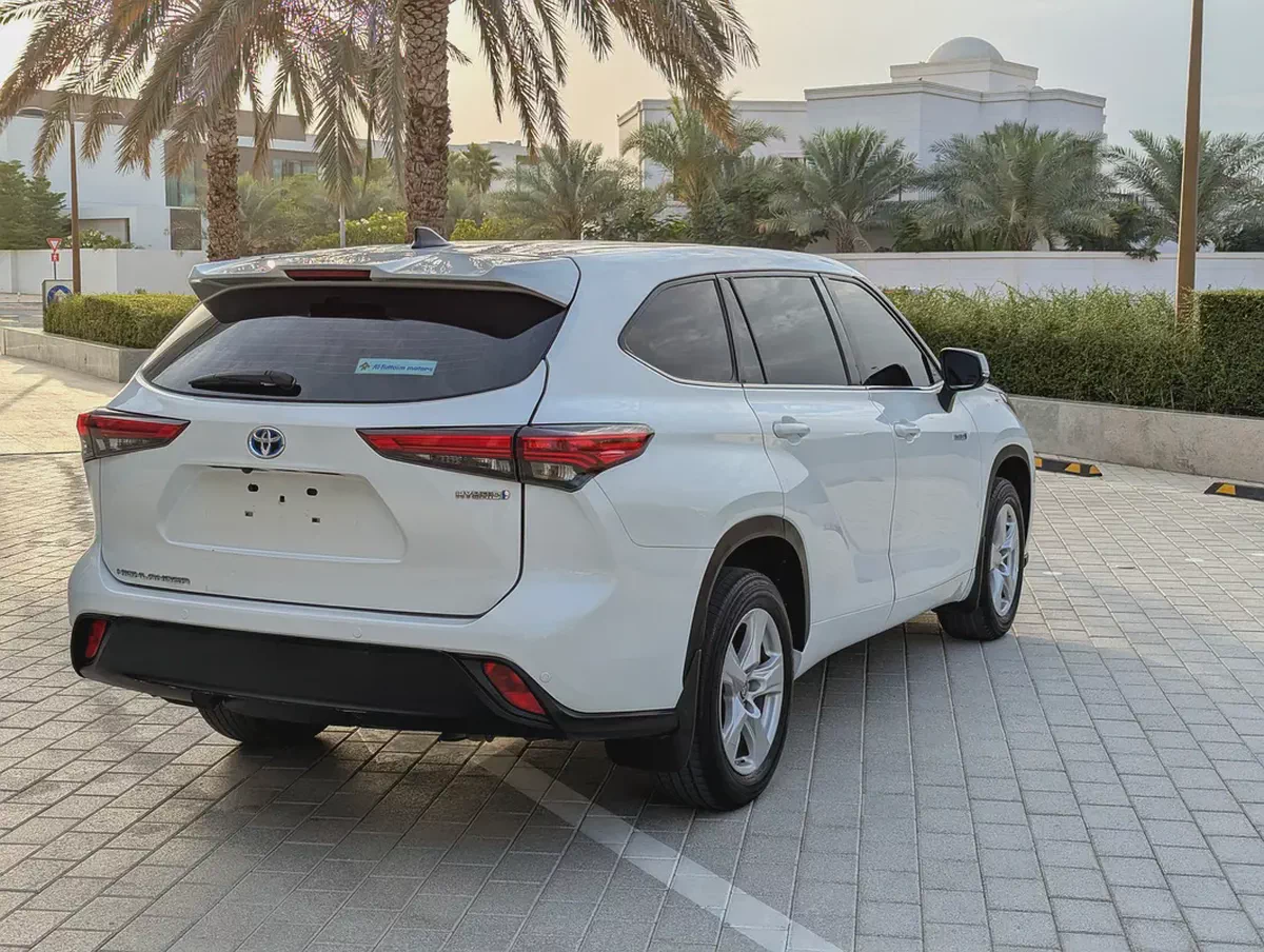 Toyota Highlander GXR Hybrid 2022 - GCC Specs - Excellent Condition-11-11