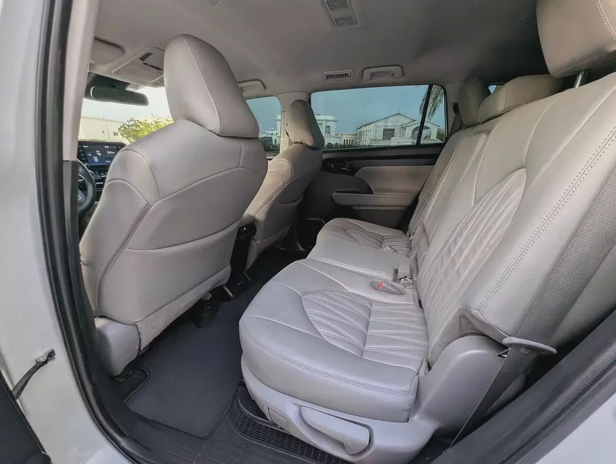 Toyota Highlander GXR Hybrid 2022 - GCC Specs - Excellent Condition-3-3
