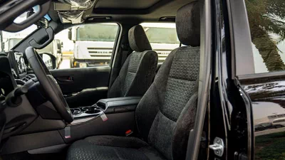 Toyota Land Cruiser GXR LC GXR 3.3D\(LHD) TOYOTA LAND CRUISER LC300 GXR 3.3D AT MY2025 – BLACK-13