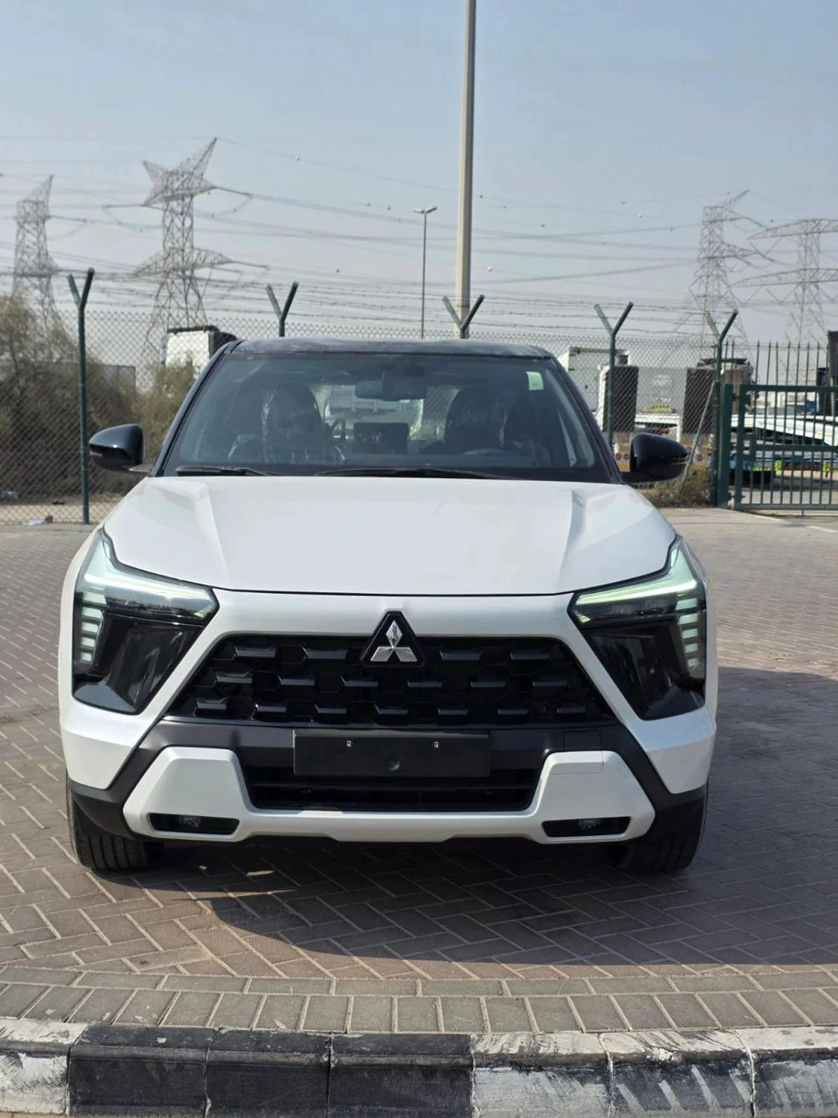Mitsubishi Xforce 2025 MITSUBISHI XFORCE 1.5L P-LINE BLACK EDITION-4-4