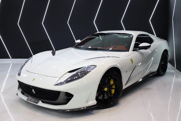 Ferrari 812 GTS 2021