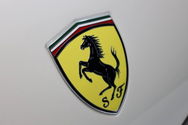 Ferrari 812 GTS 2021