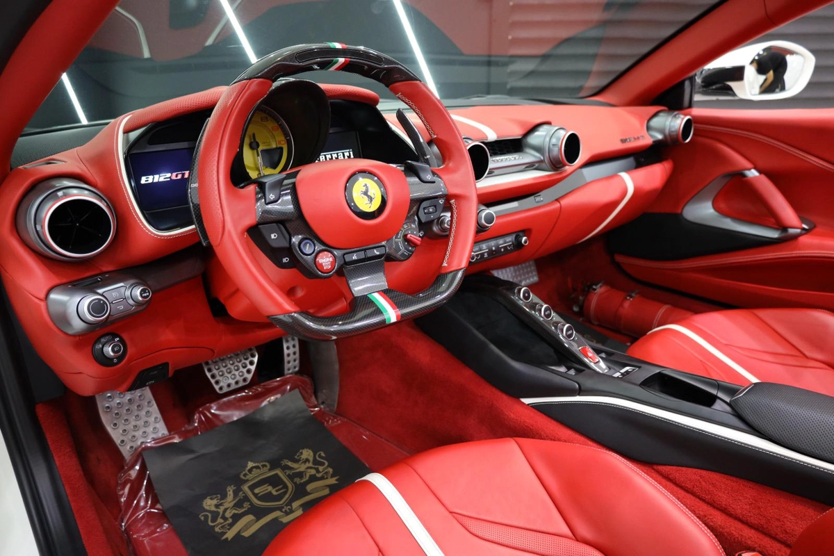 Ferrari 812 GTS 2021-4-4