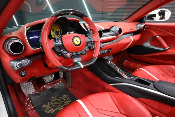 Ferrari 812 GTS 2021